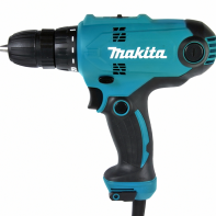  Makita DF0300