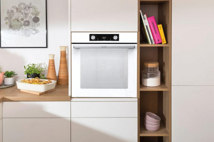   Gorenje BOS6737E09WG