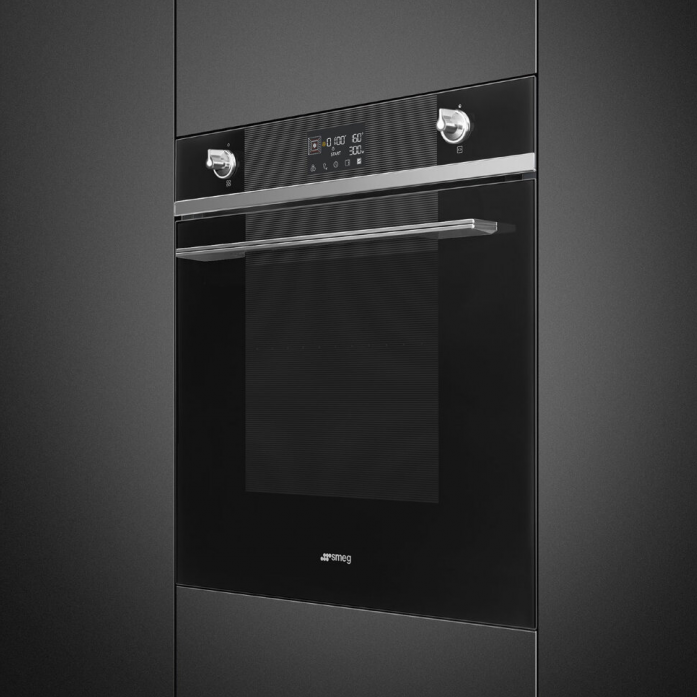   Smeg SO6102M2N