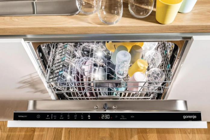    Gorenje GV642E90