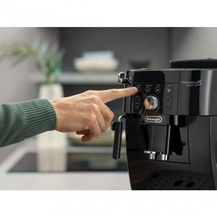  DeLonghi Magnifica S ECAM230.13.B 