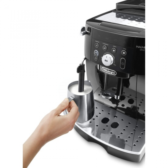  DeLonghi Magnifica S ECAM230.13.B 